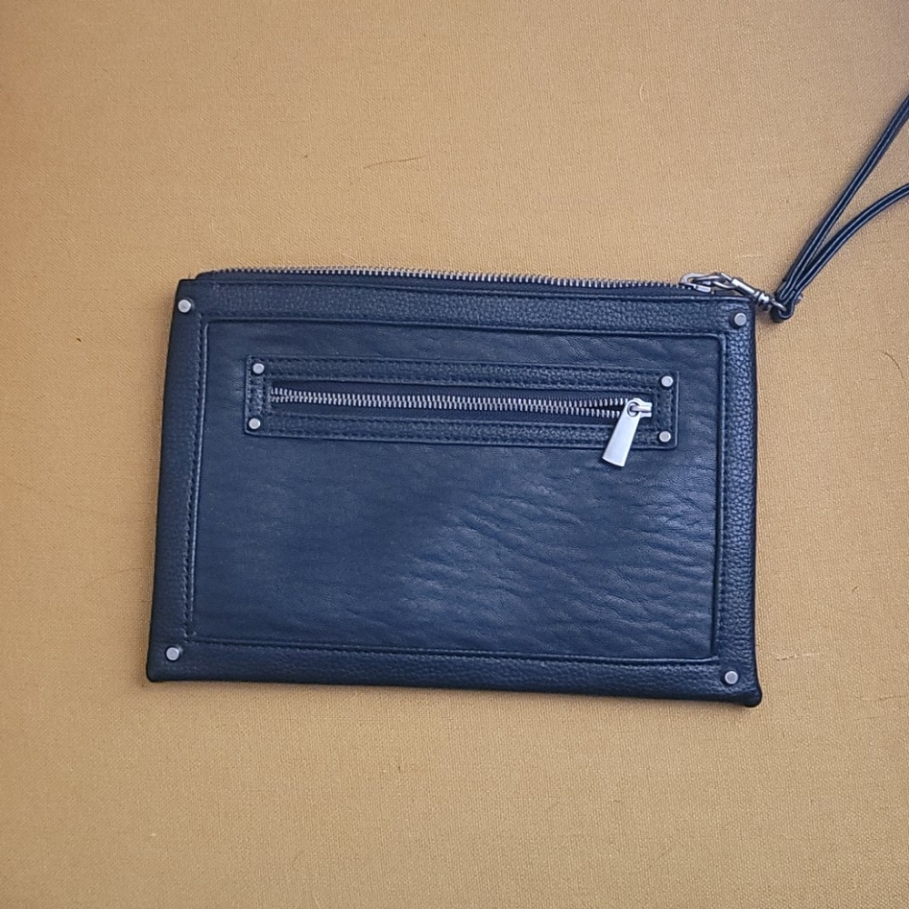 Wristlet